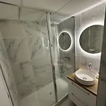 Face , Piscine Privée Et