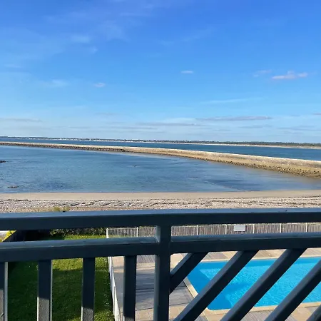 Face , Piscine Privee Et 르크로아시