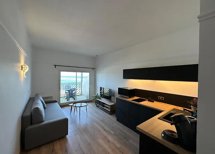 Face , Piscine Privee Et Le Croisic