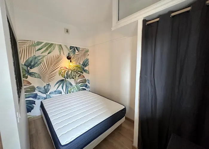 Face , Piscine Privee Et Apartamento