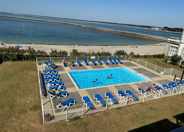 Face , Piscine Privee Et Le Croisic