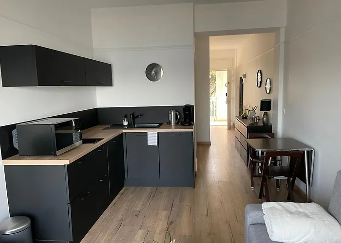 Face , Piscine Privee Et Apartamento *